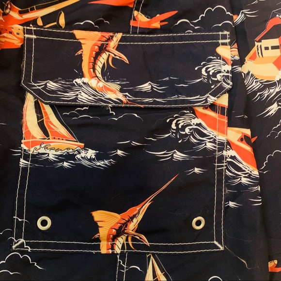 CROFT & BARROW SWIM Trunks - Picture 5 of 6